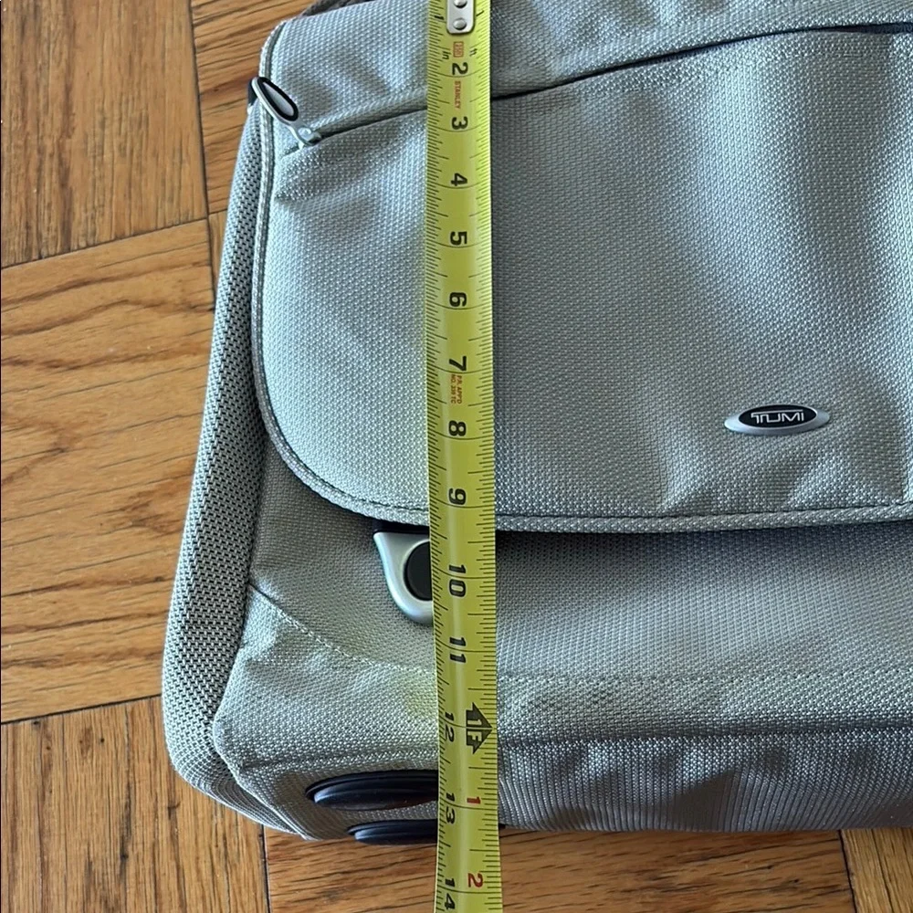 Tumi Gray/Silver Messenger Bag with Modern Design and Durable Material